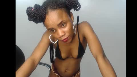 ella online show from 10, 10, 2025