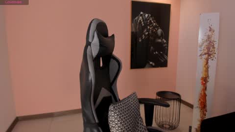 EllaClark online show from 5, 12, 2024