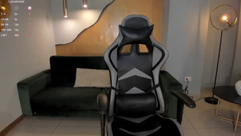 EllaClark online show from 11, 1, 2025