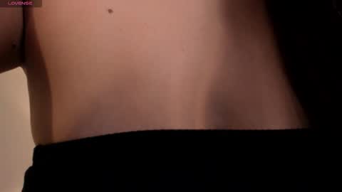 EllaClark online show from 22, 9, 2025