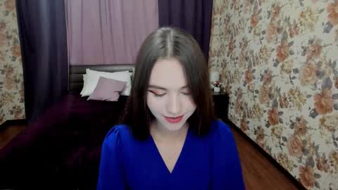 ellacurtis online show from 22, 9, 2025