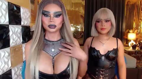ellahemperialts online show from 29, 4, 2026