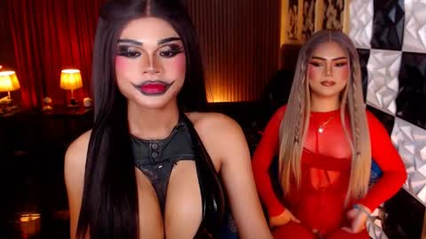 ellahemperialts online show from 7, 5, 2026