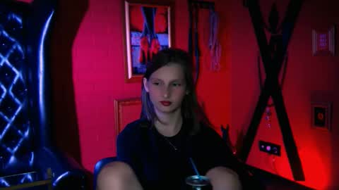 Ella online show from 11, 9, 2025