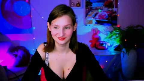 Ella online show from 30, 4, 2026