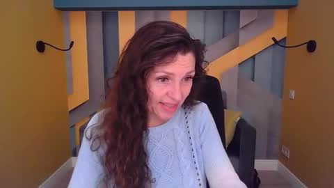EllaLongs online show from 5, 5, 2026