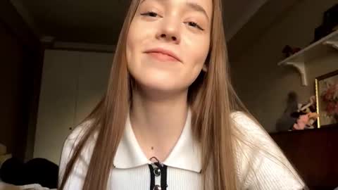 Ella online show from 12, 9, 2025