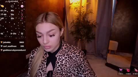 ellamilla online show from 22, 1, 2025