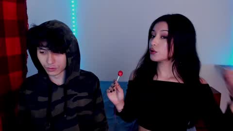 Ella and Cain online show from 5, 12, 2024