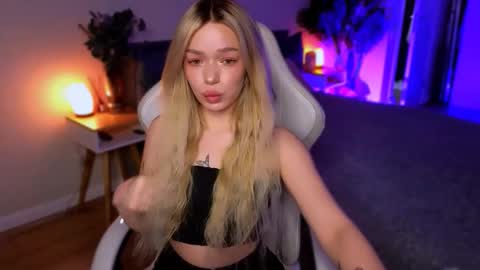 Ella online show from 26, 2, 2026