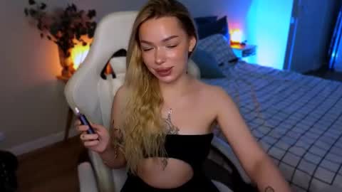 Ella online show from 28, 7, 2026