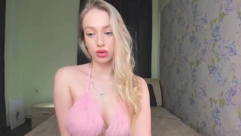 Snapshot of elldiana chatting on 6, 2, 2026 elldiana online show from 6, 2, 2026