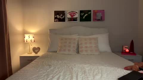 Snapshot of ellebby7 chatting on 17, 12, 2024 Ellebby7 online show from 17, 12, 2024