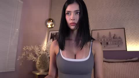 Elle Diane online show from 1, 6, 2026