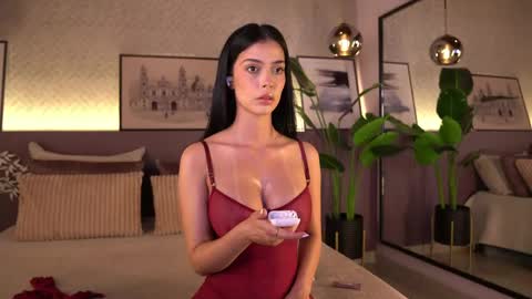 Elle Diane online show from 3, 6, 2026