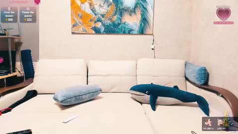 Elli   NEXT STREAM      online show from 21, 1, 2025