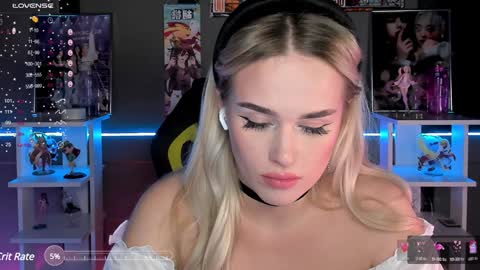 Snapshot of ellensoftt chatting on 5, 12, 2024 Maria online show from 5, 12, 2024