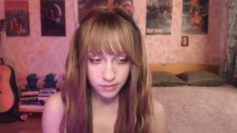ellie_friendly online show from 4, 8, 2026