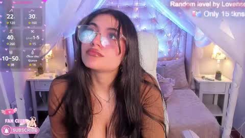  Ellie Jhonson  online show from 22, 2, 2025