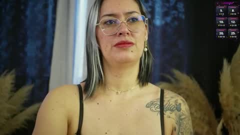 Ellie Ramos online show from 30, 11, 2025