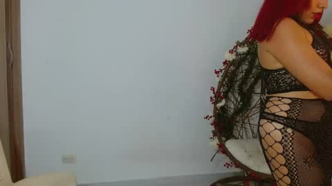 Snapshot of ellieconnor217 chatting on 10, 8, 2026 ellieconnor217 online show from 10, 8, 2026