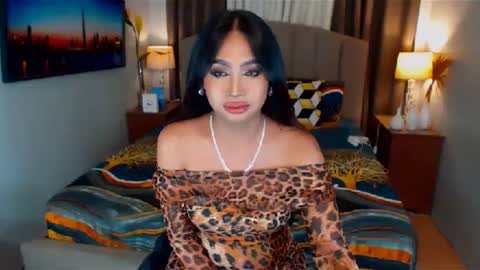 Snapshot of elliecummers chatting on 13, 1, 2025 ellie online show from 13, 1, 2025