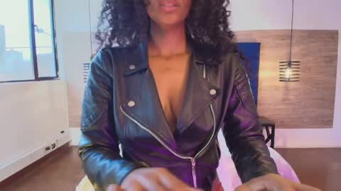 elliee_alves online show from 7, 4, 2026
