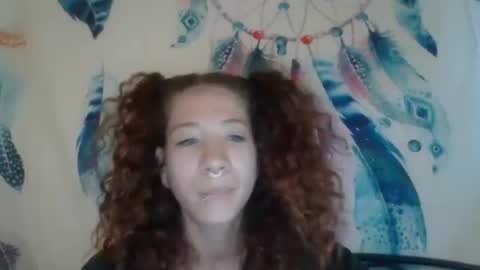 Ellie Hazii online show from 6, 5, 2026