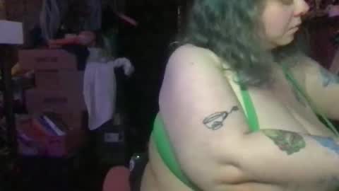 Snapshot of ellielouise11 chatting on 25, 3, 2026 Ellie Louise online show from 25, 3, 2026