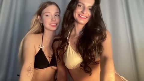 Elizabeth or you can call me Ellie online show from 13, 11, 2025