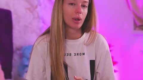 Snapshot of ellinanuria chatting on 21, 2, 2026 EllinaNuria online show from 21, 2, 2026