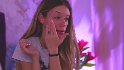 Snapshot of ellinanuria chatting on 16, 3, 2026 EllinaNuria online show from 16, 3, 2026