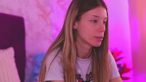 Snapshot of ellinanuria chatting on 18, 3, 2026 EllinaNuria online show from 18, 3, 2026