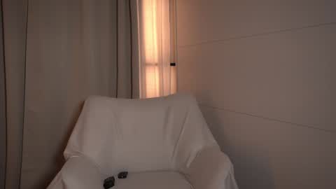 Caroline-ellin online show from 10, 3, 2025