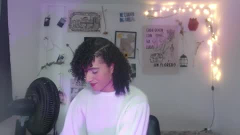 Snapshot of ellis_flowers chatting on 29, 9, 2025 . online show from 29, 9, 2025