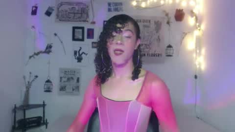 Snapshot of ellis_flowers chatting on 4, 10, 2025 . online show from 4, 10, 2025