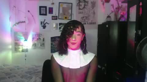 Snapshot of ellis_flowers chatting on 26, 10, 2025 . online show from 26, 10, 2025