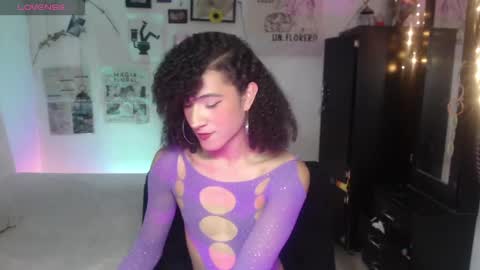 Snapshot of ellis_flowers chatting on 4, 12, 2025 . online show from 4, 12, 2025