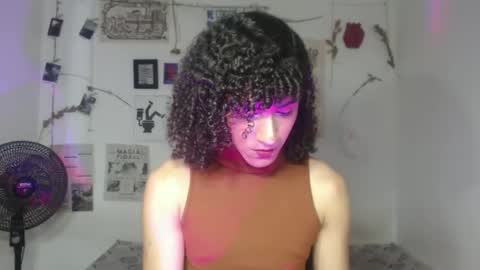 Snapshot of ellis_flowers chatting on 24, 2, 2026 . online show from 24, 2, 2026