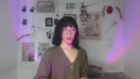 Snapshot of ellis_flowers chatting on 16, 3, 2026 . online show from 16, 3, 2026