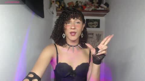 Snapshot of ellis_flowers chatting on 15, 4, 2026 . online show from 15, 4, 2026
