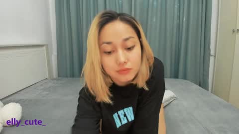 Elly Cute  online show from 15, 5, 2026