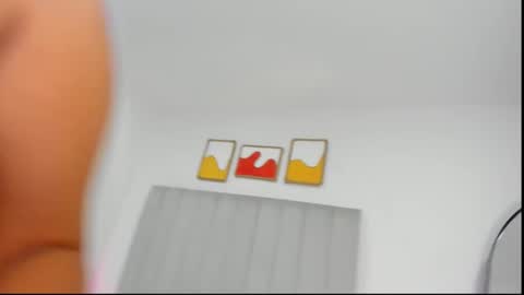 Snapshot of elly_g chatting on 13, 1, 2026 elly online show from 13, 1, 2026