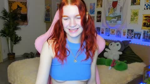 Elly     Fansly  online show from 2, 12, 2024