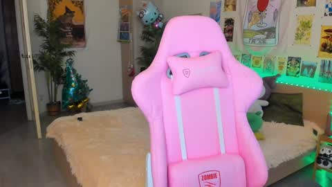 Elly     Fansly  online show from 7, 1, 2025