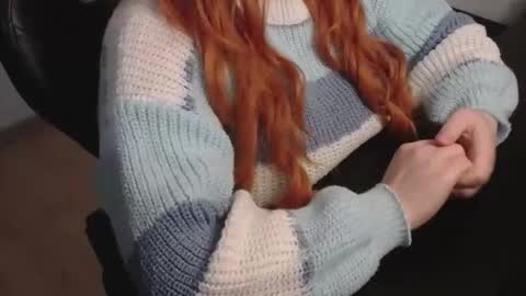 Snapshot of elly_petite chatting on 19, 2, 2026 Elly online show from 19, 2, 2026