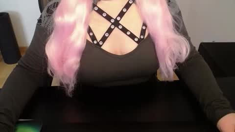 Snapshot of elly_petite chatting on 16, 3, 2026 Elly online show from 16, 3, 2026