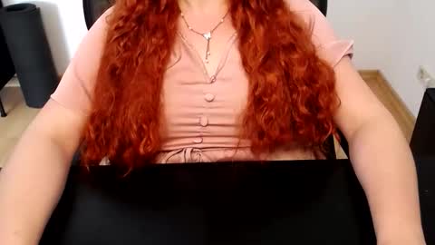 Elly online show from 5, 6, 2026