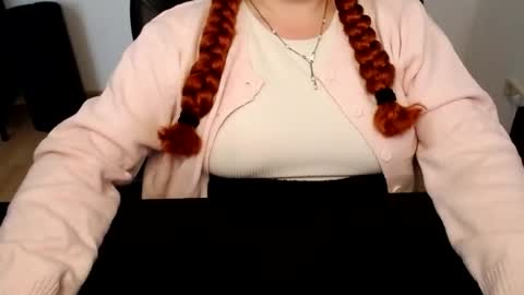 Elly online show from 12, 6, 2026