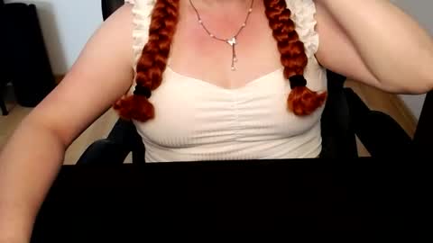 Elly online show from 16, 6, 2026